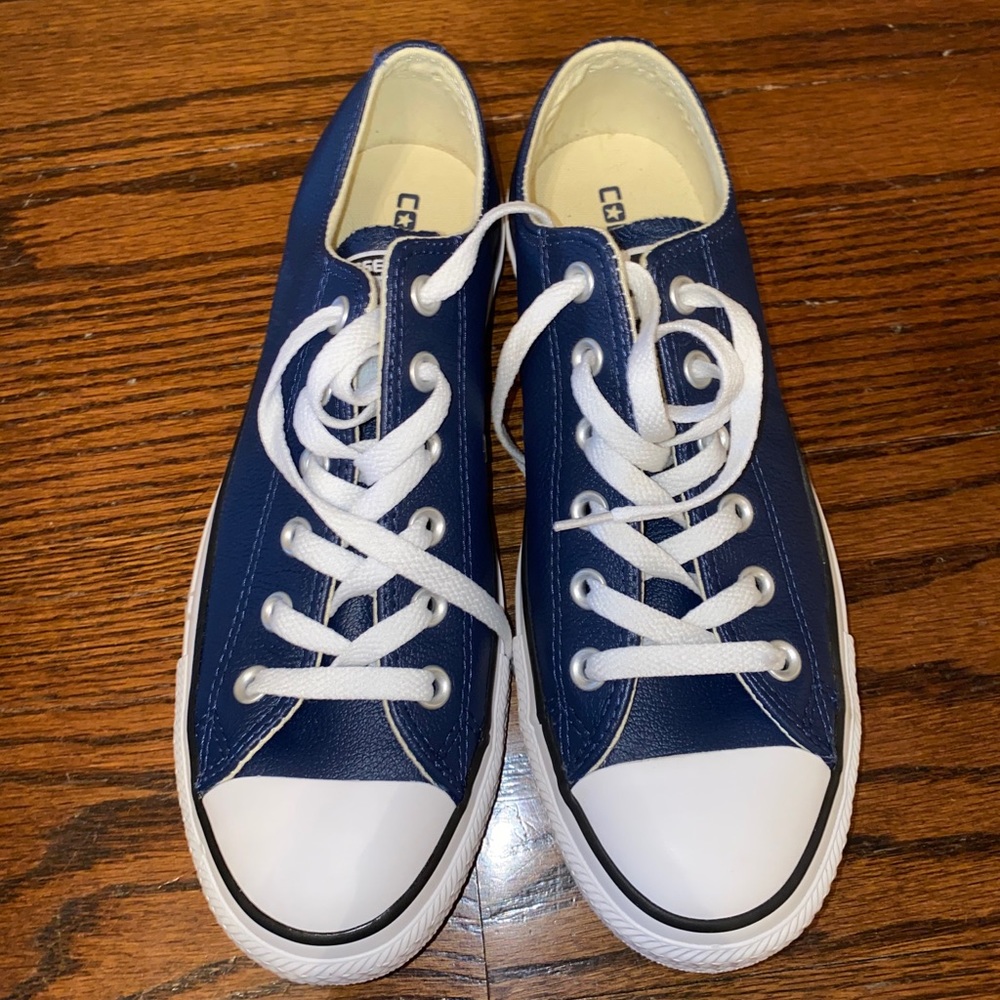 navy low rise converse